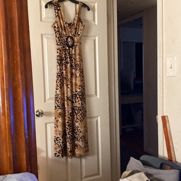 Animal print long dress looks like belt - Picture 2 of 8